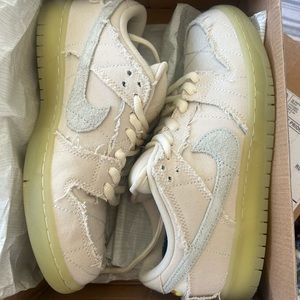 Nike SB *Rare* Mummy low dunks like new condition - with original box/laces.